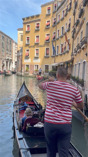 23K views · 577 reactions | The Beautiful Gondolas of Venice  | ITALY & Italian Food | Facebook