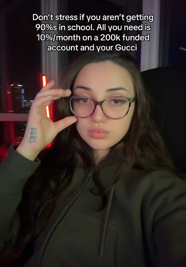 Achieve Your Old Teacher's Salary with Day Trading