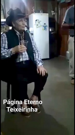 1.1M views · 17K reactions | Velho Milongueiro cantando na sua casa, sua música Nabu Seco No Feijao Editor Paulo Moura | Eterno Teixeirinha | Facebook