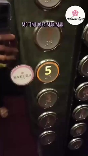 第一次去水疗城？Sakura Spa女生全流程实拍！ 【Sakura Spa全攻略】手把手教你玩转高端水疗！ 🔹 手牌领取：一码通行，私人物品安全寄存 🔹 泡澡准备：卫生细节拉满 🔹 舒适体验：免费洗护用品提供 #水疗城 #SakuraSpa #水疗攻略 #女生必看 #第一次体验 #全流程实拍 #洗护用品 #安全寄存 #高端体验 #泡澡准备 #一站式水疗 #放松身心 #女生推荐 #卫生放心 #环境优美 #spa攻略 #spa生活 #女生spa #水疗体验 #高端享受 | Sakura Spa