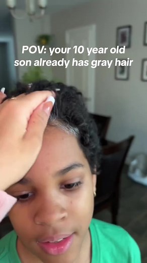 ለማዘዝ 📞 0967848919 south moon herbal gray hair verse essence spray ingredients: aqua,polygonum multiflorum root extract, zingiber officinale (ginger) root extract,panax ginseng root extract,ganoderma lucidum (mushroom) extract warning: please keep out of reach of children. do not swallow.please clean your hands before use to ensure the best results from the product. discontinue use if signs of irritation or rash occur. store in a cool and dry place net: 100ml #herablgrayhair #grayhair #ethiopian