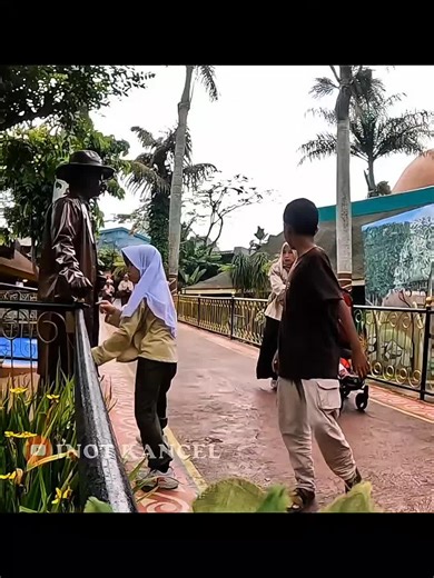 Hilarious Bushman Pranks You Need to See