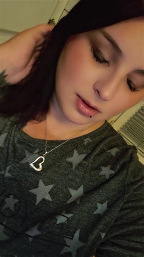 Jacqueline Hersics (@jacquelineheriscs.93)’s videos with Virus - LaFee