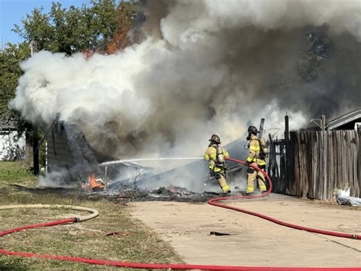 Hutchinson Fire Department battles garage fire