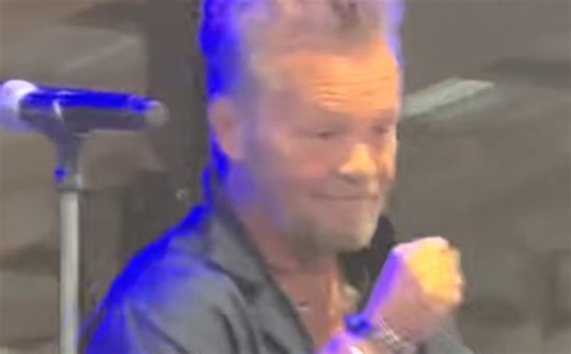 Watch John Mellencamp Go Off On A Fan At Willie Nelson’s Outlaw Music Festival Tour | Whiskey Riff