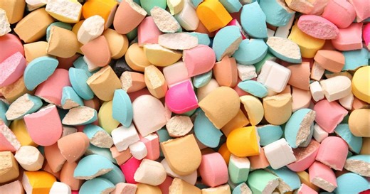 Drug pollution poses serious threat to animals and ecosystems, study finds