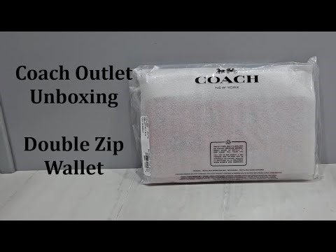 Coach Outlet Double Zip Wallet / Wristlet Unboxing