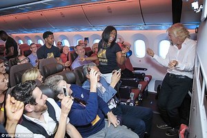 Des passagers d'un avion ont eu droit à un spectacle digne de Broadway