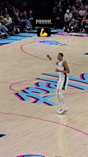 Wemby 💪🏀 #nba #basketball #show #shorts #wemby