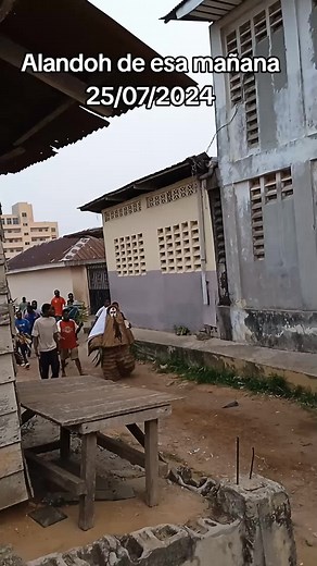 Baile Tradicional de Guinea Ecuatorial: Mekuyo Moganda