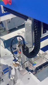 Box folding machine