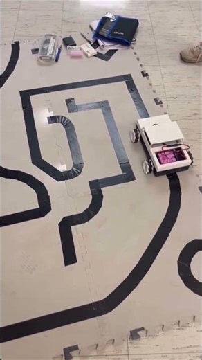 Self Navigating car #robotics #raspberry #sensor