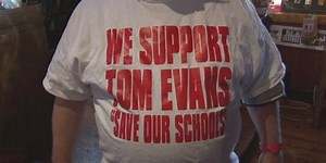 Parents hold fundraiser to recall Cuyahoga Heights school board president