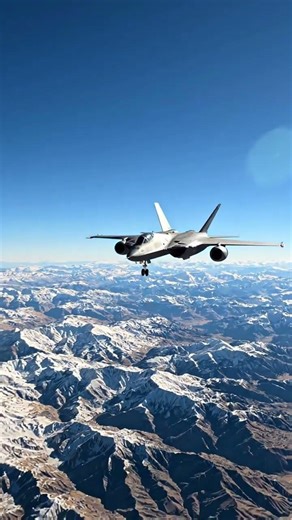 US B-2 Bomber Strikes IRGC Command Center Bunker with 13-Ton Bomb