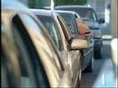 Wells Fargo commercial - Girl digs for change at drive-thru