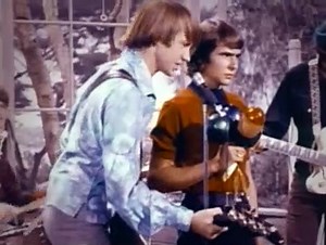 The Monkees Season 1 Episode 15 Too Many Girls - Davy and Fern