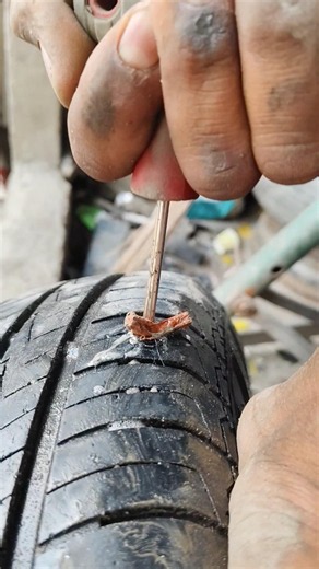 Car tubeless puncture repair #viralshort #cartyrepuncture #tubelesstyrerepair #rajutyreripiarig120