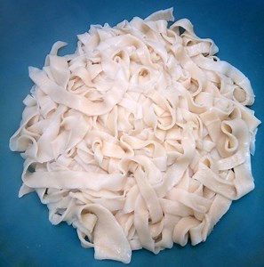 Receita de Massa fresca de macarrão (a verdadeira), enviada por gerson fusco - TudoGostoso