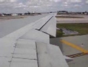 [誰得] B767-300 エンジンスタートから離陸まで [音フェチ]