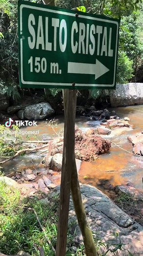Descubre la aventura en Salto Cristal de Paraguay