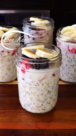 Quick and Easy Overnight Oats Recipe Meal Prep. Overnight Oats are a healthy breakfast to make ahead and take on the go. There is no cooking required, just stir the ingredients together and refrigerate overnight to get a creamy and enjoyable serving of oatmeal to enjoy in the morning 🥰 You can savor it cold straight from the jar or warm it up in the microwave for a cozy option 😋 This recipe yields enough to fill four 12oz mason jars. I hope you enjoy this recipe. Please comment down below what