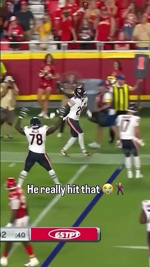 Even had Mahomes smirking 😭 #shorts #nfl