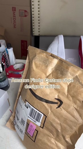 Custom Shoe Designer: Amazon Finds Storefront Decision