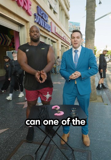 World’s Strongest Man Challenges Unbreakable Handcuffs