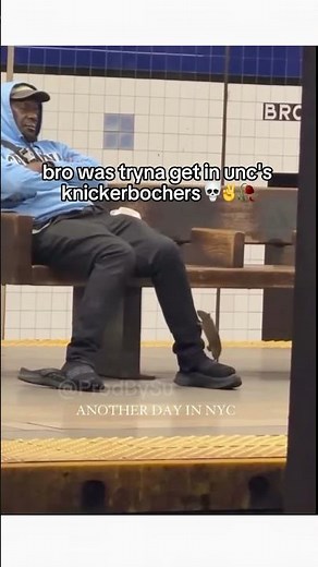 new york rats have zero fear 😭✌️🥀