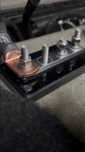 SMD ground distribution block assembly