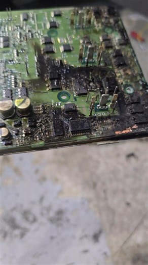 167K views · 1.5K reactions | Ghici ! Mirosul nu îl putem transmite încă prin Facebook..dar va închipuiți.. | MAK up LIGHT - Service electrica auto | Facebook