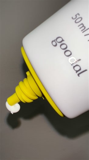 🧿 | @goodal_official_us 🍊Green tangerine Vita-C dark spot UV defence sunscreen broad spectrum SPF 50 : Powerful brightening and calming formula... | Instagram