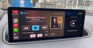 Wireless CarPlay: Dein iPhone im Auto ohne Kabel nutzen