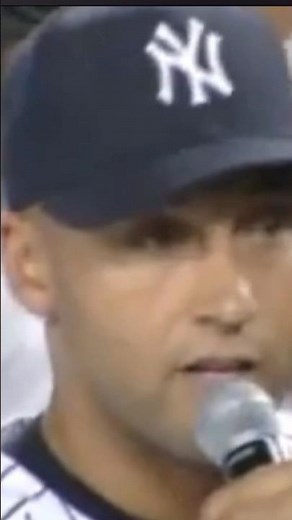 Derek Jeter’s Farewell at the Final Game of Old Yankee Stadium | A Legendary Goodbye