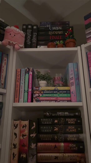 after weeks of reorganizing my books, i finally decided on a layout (for now) #bookshelf #bookshelforganization #bookshelftour #bookshelfdecor #bookshelfstyling