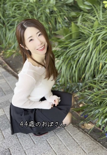 ヒロミ篠田あゆみが44歳のおばさんと一緒に踊る！