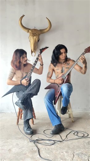 carniçal on Instagram: "Improvisos no aniversário do sombra aí ó, só churrasco carne e sal e prosa 🫴🏻🔥"