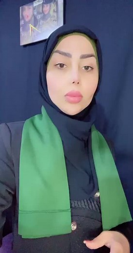 Effective Hand Gestures for Engaging Presentations