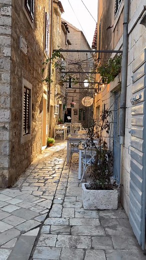 Old town, Hvar 🇭🇷 | Croatia Vacations