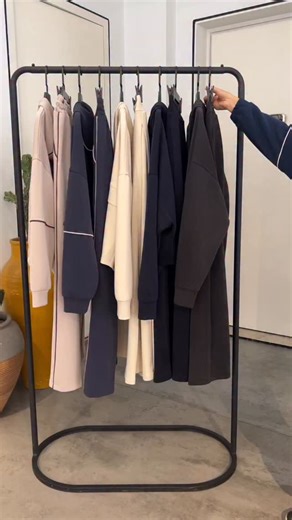 ‎او چ لو گالری‎ on Instagram‎: "⁨ ست oysho مناسب پاییز و بهار🤍 آدرس ما: زعفرانیه بلوار بهزادی نبش خ مردانی پ ۵۱ طبقه ۵ واحد ۵۰۱ ‎فرمانیه،نارنجستان هفتم،مجتمع تجاری پارک سنتر،طبقه ۲،پلاک۲۰۵⁩"‎