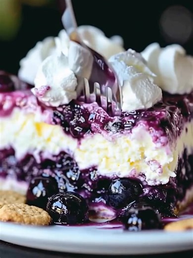Blueberry Cream Cheesecake Lasagna  | Retro Recipes | Facebook