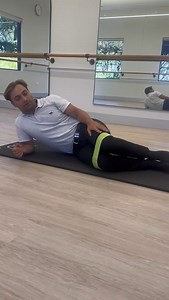 Isometric Gluteal clam 5 x 45 second contractions
