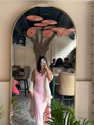 Dinki das on Instagram: "Pink state of mind💕"