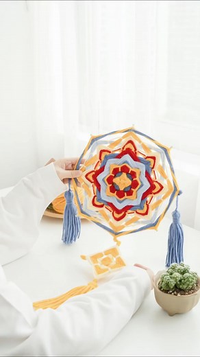 20K views · 320 reactions | An easy-to-make God's Eye mandala with just a simple weaving technique! 淋 #diycrafts #weaving | Curtainall | Facebook