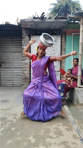 রাম্বাহো গানে আজকের হাড়ি মাথায় করে নাচ কেমন লাগলো বন্ধুরা💃#trending #rambaho #dance
