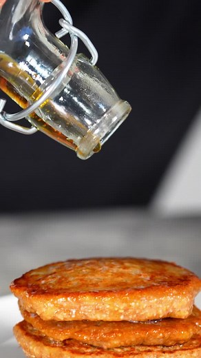 Flourless pancakes! #food #foodie #recipe #pancake #pancakes #flourlesspancakes #breakfast #breakfastideas #pancakelover