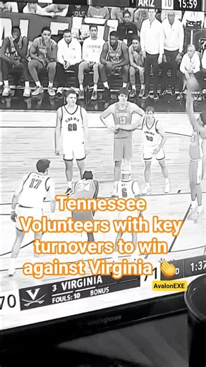 Tennessee Volunteers with key turnovers to win against Virginia 👏 #ncaa #shorts #sports #reaction