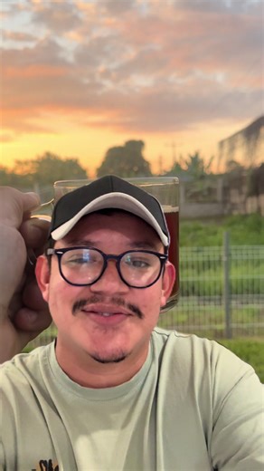 Qué color se tiene que ver el café?