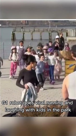 Unitree G1 Robot Goes Viral Running with Kids at Brooklyn Bridge Park