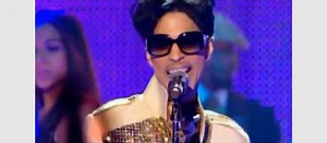 Regardez Prince en live au Grand Journal sur Canal   hier